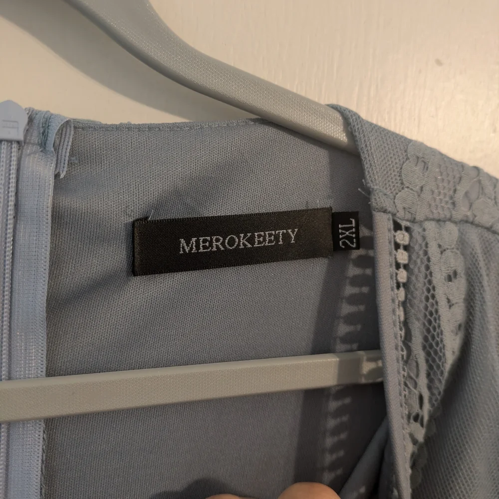 Lace Maxi Dress in Grey Blue - Picture 4 of 6